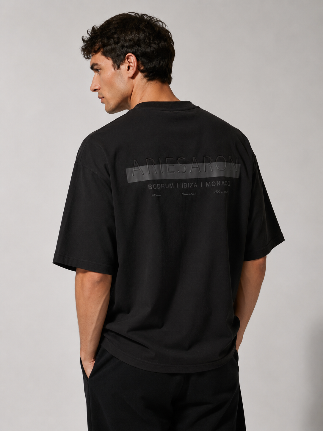Premium Siyah Oversize Baskılı Tişört | Riviera