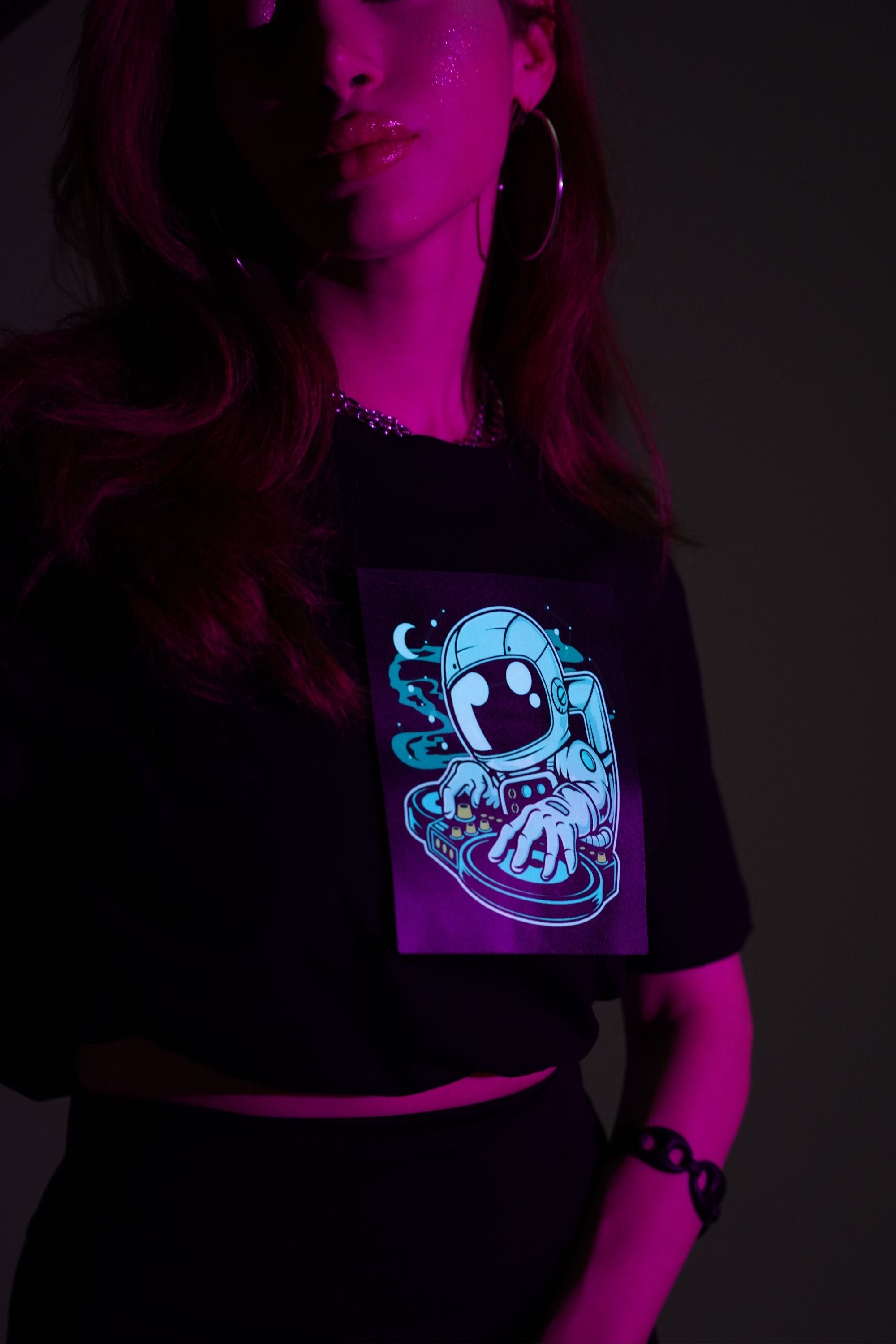 ARIESARON // COSMIC DJ — LED T-SHIRT